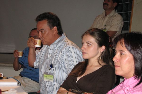asamblea-034DAC50383-C10B-BDBF-72C0-D7F9769E1344.jpg